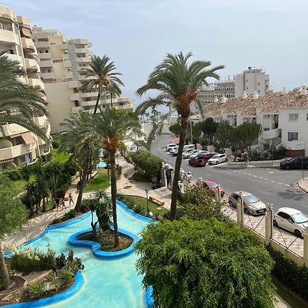 Stefys Beach Apartment Бенальмадена Экстерьер фото
