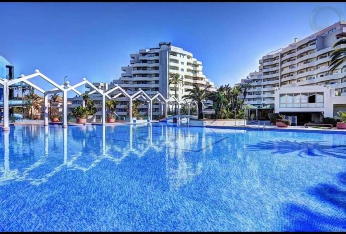 Stefys Beach Apartment Бенальмадена Экстерьер фото