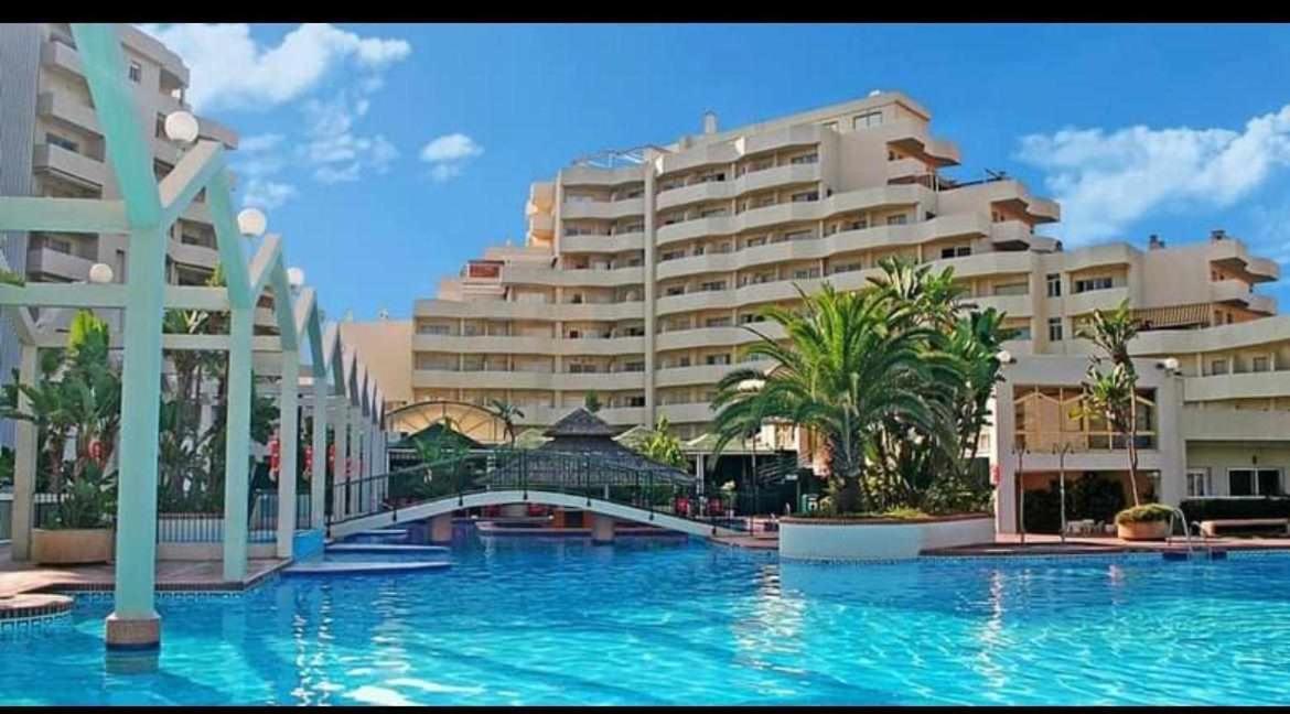 Stefys Beach Apartment Бенальмадена Экстерьер фото